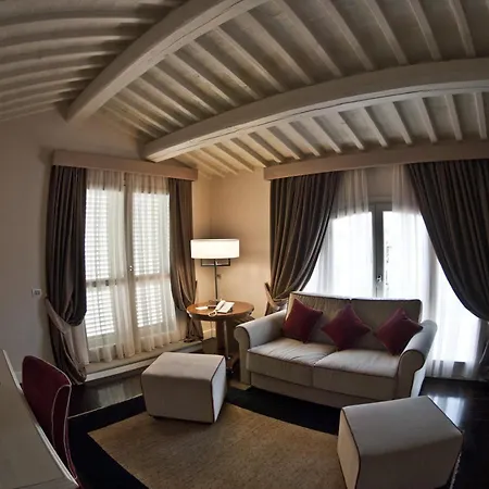 Otel Patria