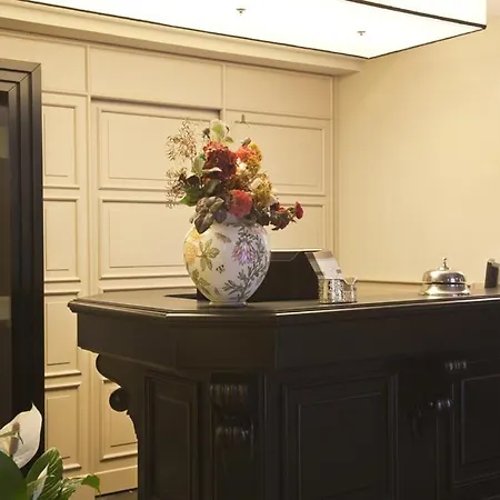 Otel Patria Pistoia