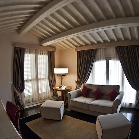 Hotel Patria Pistoia