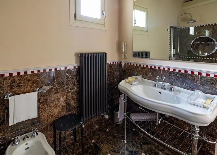 オテル パートリア 4*